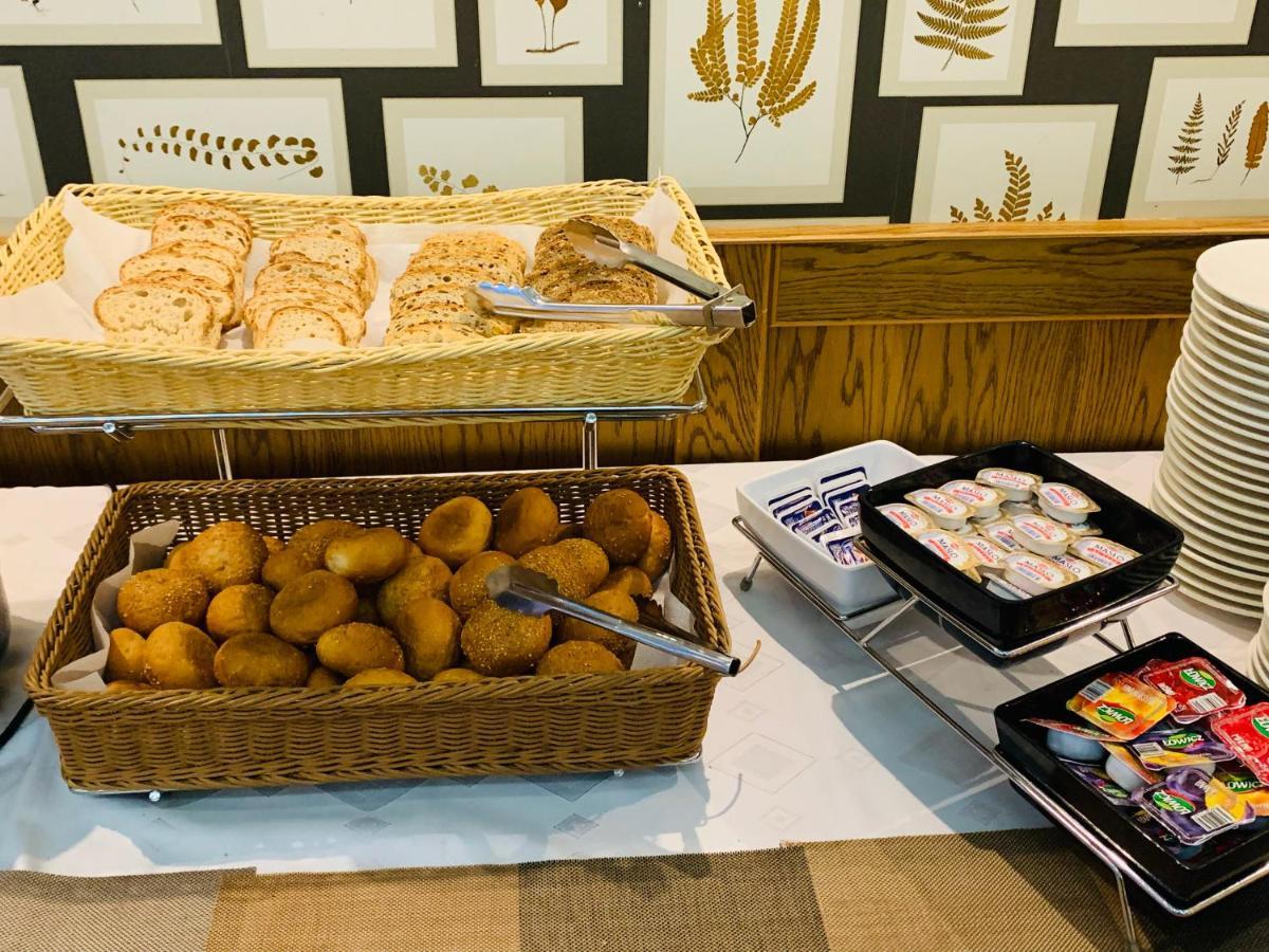 Hotel Niedzwiadek Wdzydze Kiszewskie Luaran gambar