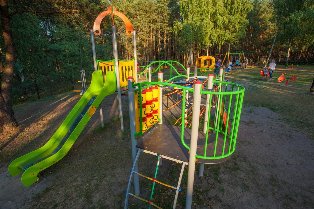 Hotel Niedzwiadek Wdzydze Kiszewskie Luaran gambar