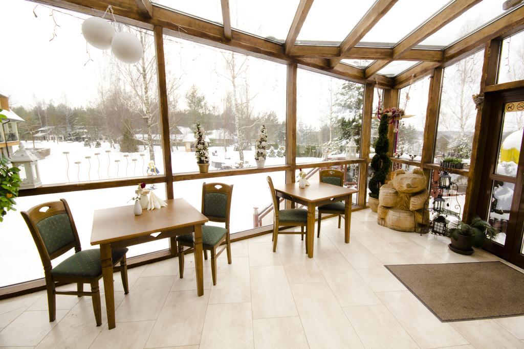 Hotel Niedzwiadek Wdzydze Kiszewskie Luaran gambar