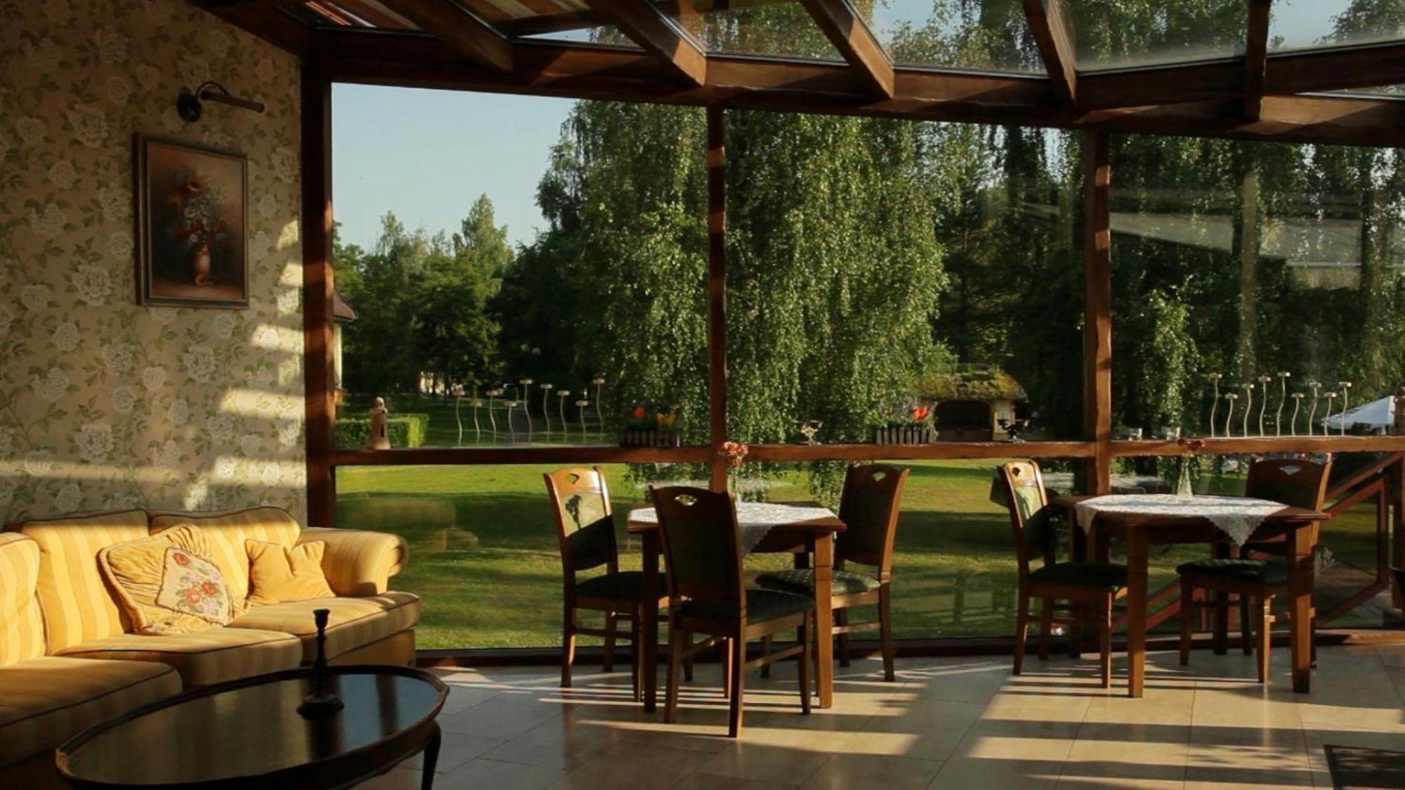 Hotel Niedzwiadek Wdzydze Kiszewskie Luaran gambar